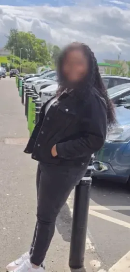 Annika, 33