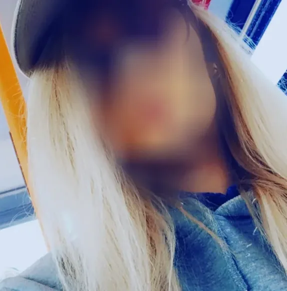 Chiara, 28