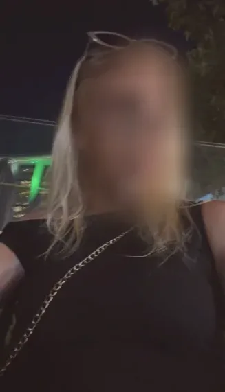 Christina, 18