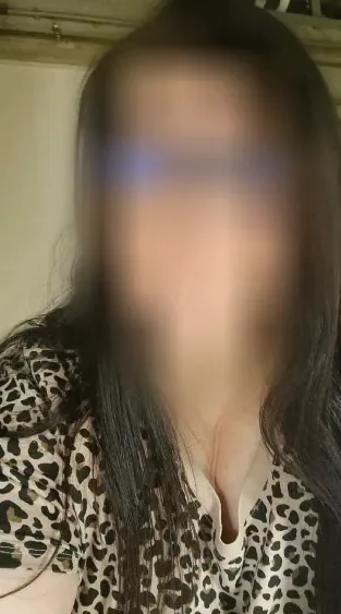 Diana, 33