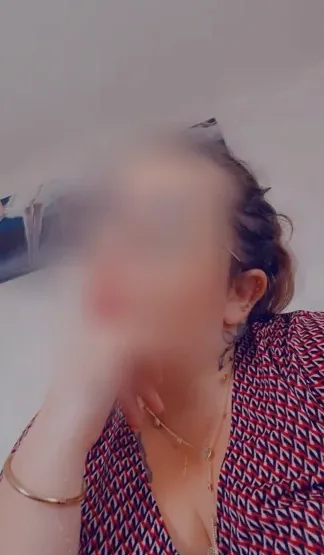 Greta, 24