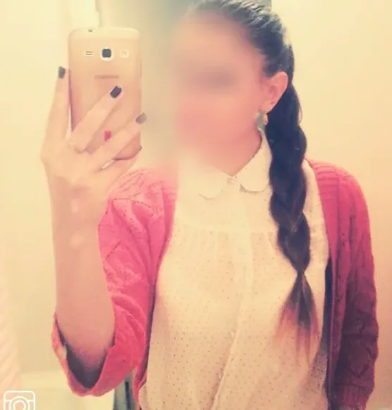 Larissa, 37