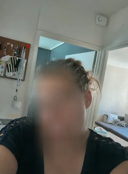 Merve, 40