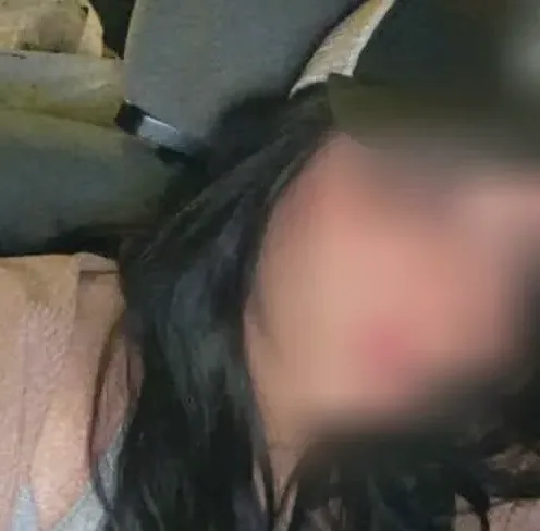 Nele, 23