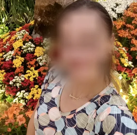 Saskia, 33