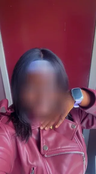 Simone, 22