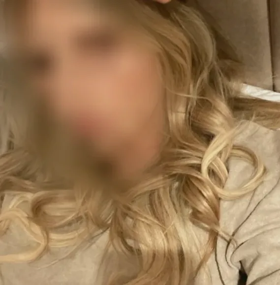 Sophia, 28